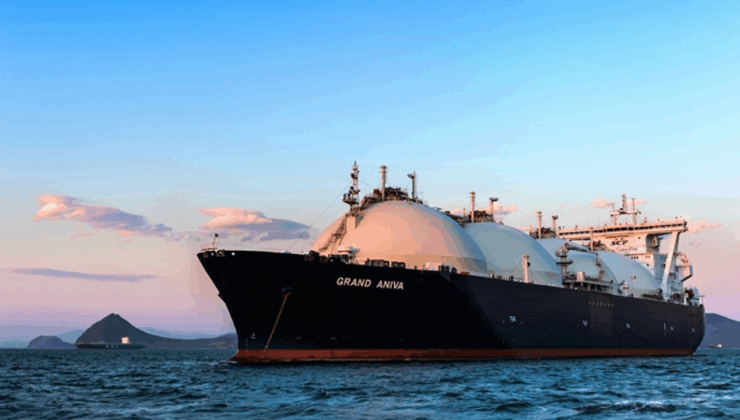 Rus LNG’si yaptırımlar sonrası dümeni Asya’ya çevirdi