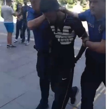 Taksi durağında kılıçlı dehşet!