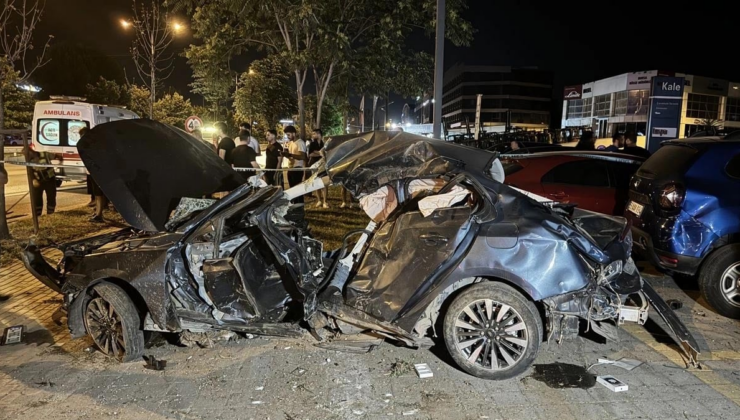 Bursa'da feci kaza: 1 kişi hayatını kaybetti, 7 kişi yaralandı