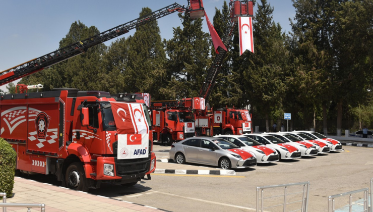Türkiye, KKTC'ye polis ve itfaiye araçları hibe etti