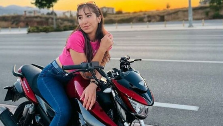 Devrilen motosikletteki Eda öldü!