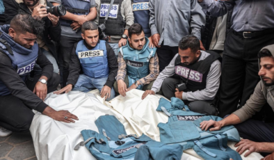 Gazze'deki hükümet: İsrail saldırılarında 239 gazeteci hayatını kaybetti