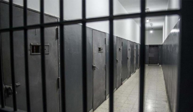10 yıl boyunca 12 kez otoyolu kapatan adam hapse atıldı