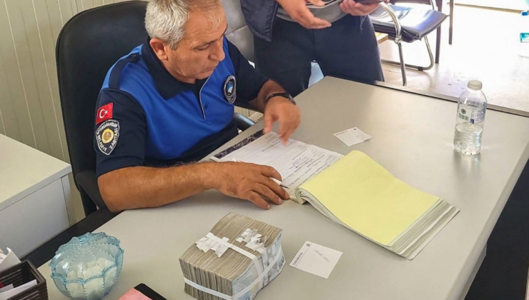 Yolda buldu, tereddüt etmeden sahibine ulaştırdı