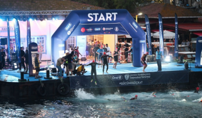 Dünyanın ilk ve tek kıtalararası triatlon organizasyonu İstanbul'da!