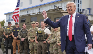 Trump kolluk kuvvetlerini denetledi