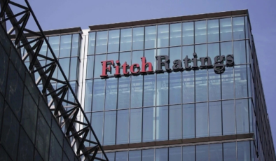 Fitch ABD'nin kredi notunu teyit etti