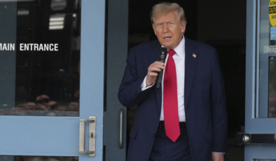 Trump'tan olası Putin-Zelenskiy zirvesi açıklaması