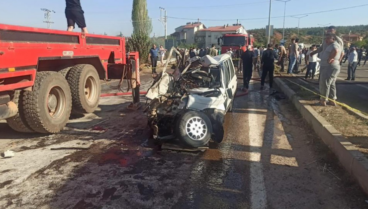 Konya’da otomobil tırla çarpıştı: 3 ölü