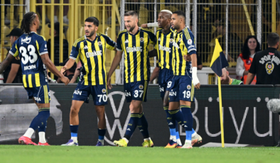 Fenerbahçe, ligdeki ilk galibiyetini aldı!