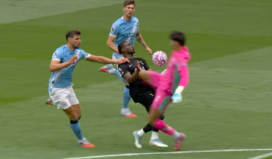 Ederson'u göndermek için alınan yeni kaleci City'yi yaktı!