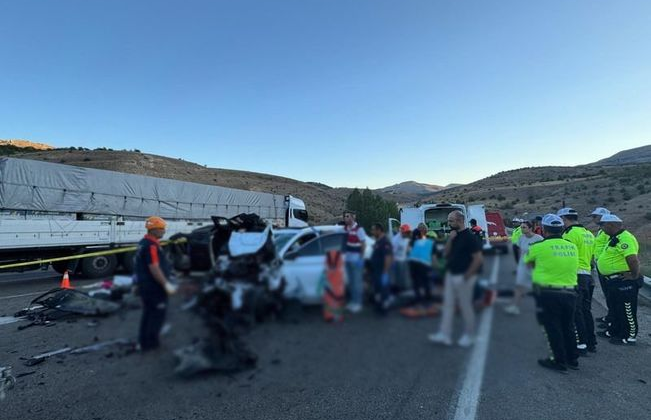 Malatya'da trafik kazası: 4 ölü, 2 yaralı