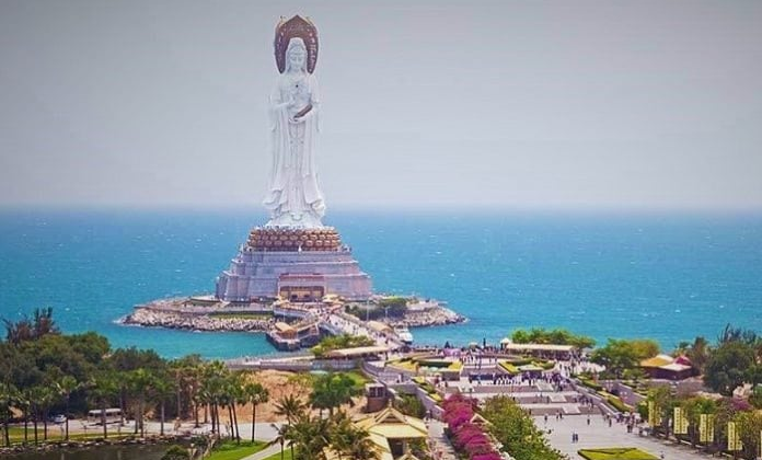 Tayfun Kajiki'nin şiddetlenmesiyle Çin'in turistik şehri Sanya kapatıldı