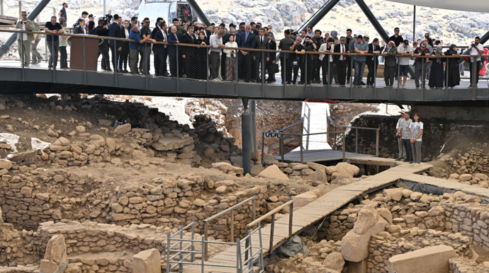 Göbeklitepe'de insan heykeli bulundu: Adak olduğu düşünülüyor - Resim : 3
