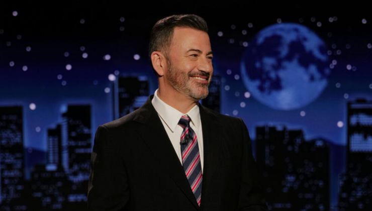 ABD'li komedyen Kimmel programına geri döndü, Trump'ı eleştirdi