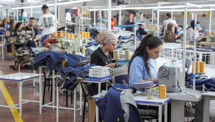Ekonomik darboğaz tekstili tüketiyor: İki firma daha battı