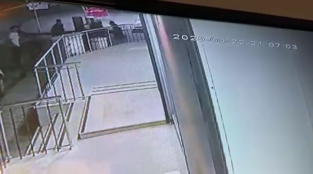 Sosyal medyada başlayan tartışma kanlı bitti: 10 bıçak darbesiyle yaralandı