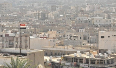 İsrail Yemen'i vurdu