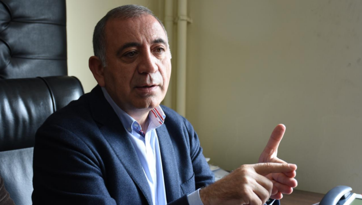 Gürsel Tekin görevine devam edecek