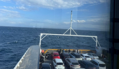 İstanbul'da fırtına! Marmara Denizinde kuvvetli rüzgar etkili oluyor