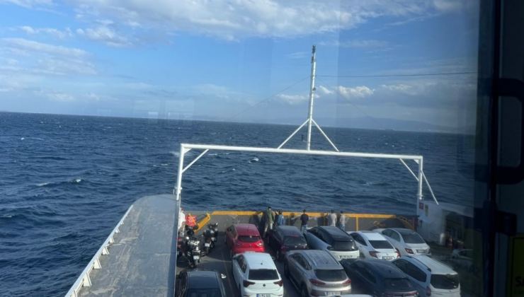 İstanbul'da fırtına! Marmara Denizinde kuvvetli rüzgar etkili oluyor