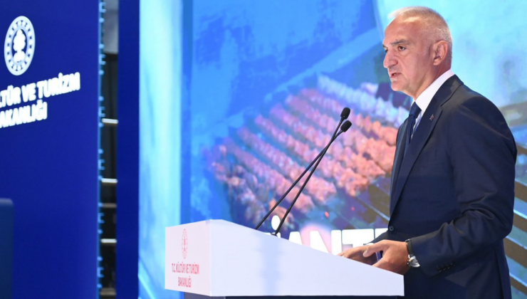 Şehirler istedi, Bakan Ersoy kayıtsız kalmadı! Kültür Yolu Festivali 2027’de 32 ilde düzenlenecek