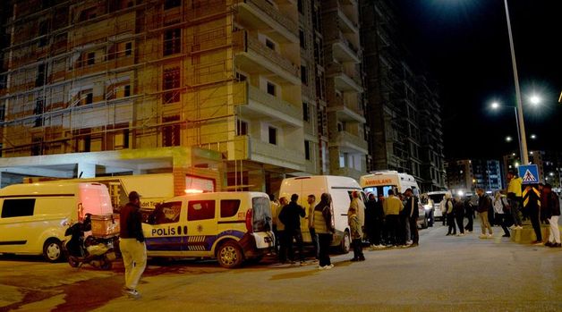 7’nci kattan düşen inşaat işçisi öldü! O anlar kamerada
