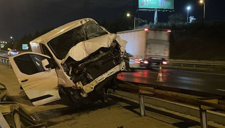 Bariyerlere çıkan aracın sürücüsü yaralandı