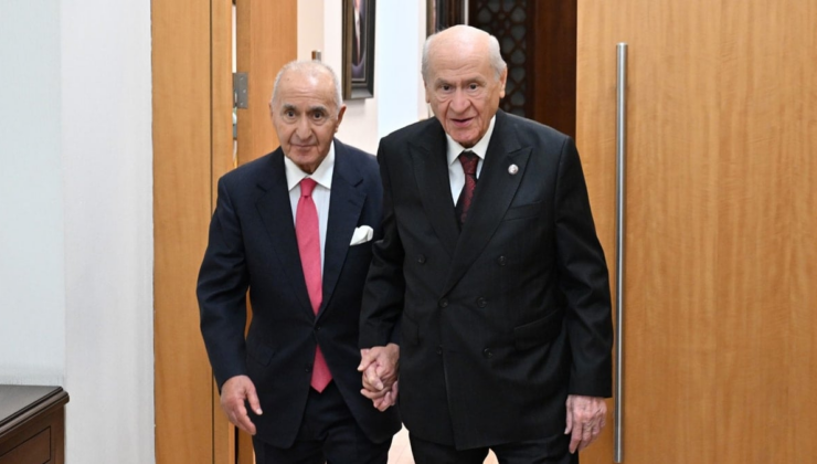 Toz duman içinde her şey konuşuluyor: Hikmet Çetin’i şaşırtan kulis