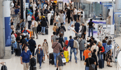 O ülke vizeyi kaldırdı: Valizini kapan akın ediyor
