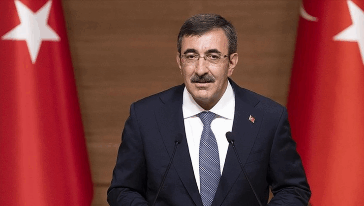 İhracat odaklı dönüşüm sürecek! Cumhurbaşkanı Yardımcısı Cevdet Yılmaz: OVP ihracata hız kazandıracak