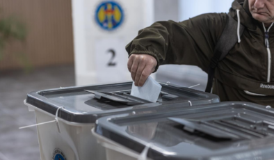 Moldova'da 3 parti ve 2 blok parlamentoya girdi