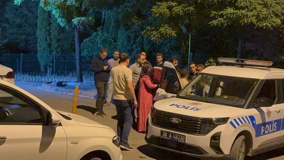 12 yaşındaki çocuk, üvey babasını öldürdü!