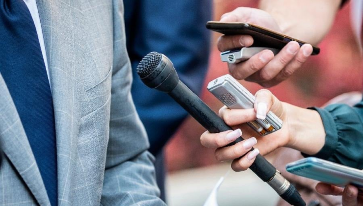 532 gazeteciyi işten çıkarma kararına, mahkeme 'dur' dedi