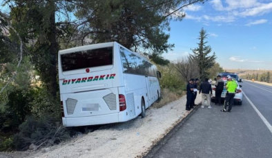 Otobüsle çarpıştı! Otomobildeki herkes hayatını kaybetti!