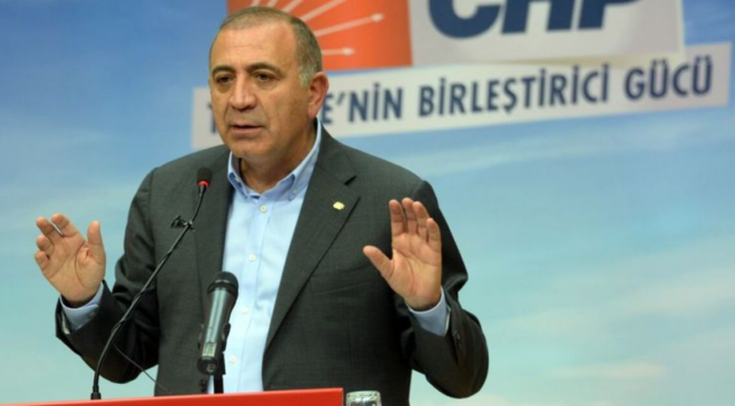 Gürsel Tekin: Bina büyük bina hepimize yeter