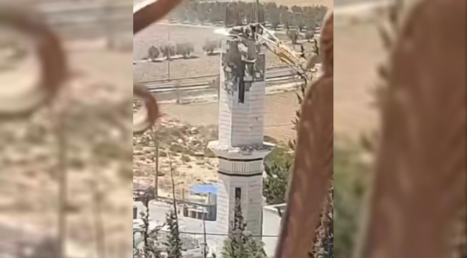 İşgalci İsrail ordusu Batı Şeria'da bir caminin minaresini yıktı