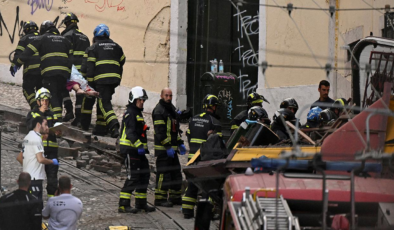 Portekiz'de tramvayın raydan çıktığı kazada 15 kişi öldü, 18 kişi yaralandı