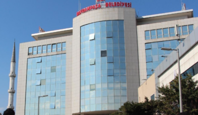 Bayrampaşa Belediyesi Meclisi’nde Ak Parti grubu salonu terk etti!