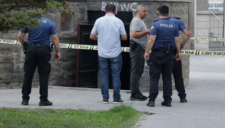 Cami tuvaletindeki kavgada kan aktı