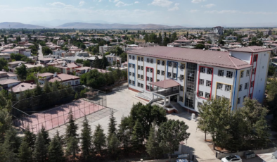 Kahramanmaraş'ın eğitim altyapısı yeni yapılan okullarla güçleniyor