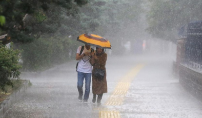 Hafta sonu için meteorolojiden gök gürültülü sağanak uyarısı: Hava durumu tahminleri açıklandı