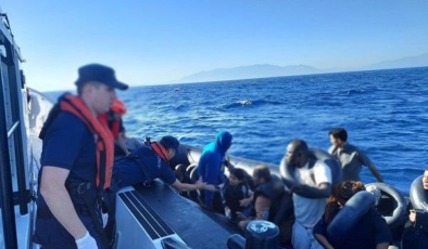 İzmir açıklarında 107 düzensiz göçmen yakalandı