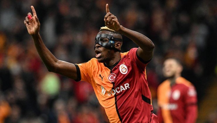 Victor Osimhen milli maçta sakatlanarak oyundan çıktı