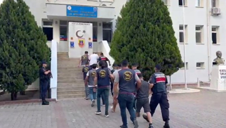 Adana'da FETÖ bahanesiyle 1,3 milyon lira dolandıran 5 kişi yakalandı