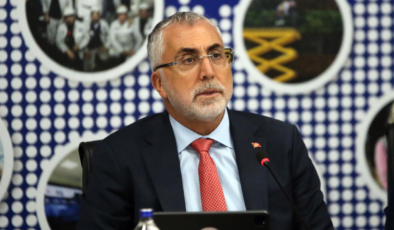 Bakan Işıkhan: Tam 20 çeyrektir kesintisiz büyüme sürecimiz devam ediyor