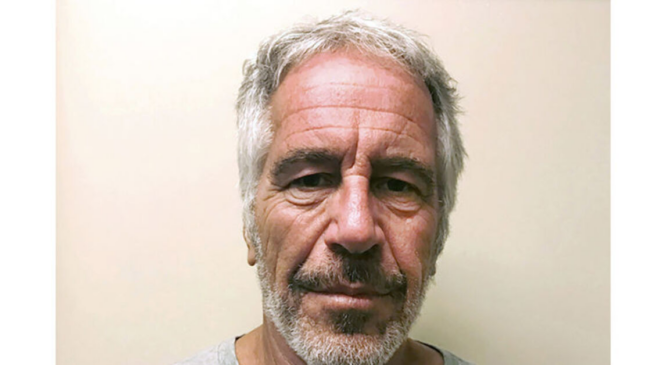 "Epstein'ın yüklü ödeme yaptığı isimler gizli tutulsun"