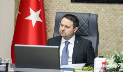 Akın Gürlek'ten CHP'li Cem Aydın'a tazminat davası