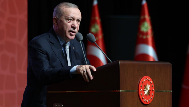 Cumhurbaşkanı Erdoğan A Milli Basketbol Takımı'nı tebrik etti