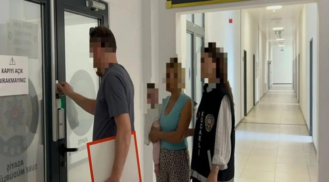144 suç kaydı olan hırsızlar 300 Bin lira değerinde ziynet eşyasını çaldı